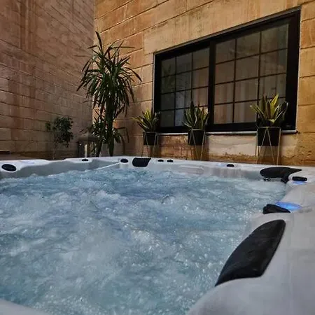 Brand New Seafront Maisonette * Sliema
